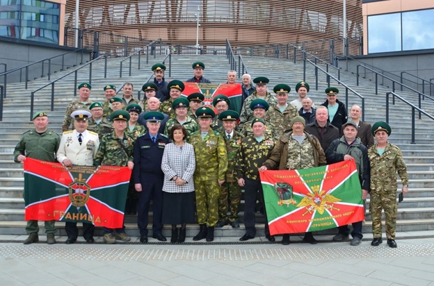 file/news/oleg_podkoritov/25apr2026_vstrecha/pobratimi1.jpg
