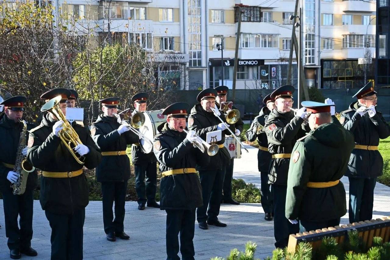 file/news/pamyatnik_ustinovu/img_20261011_023433_785.jpg